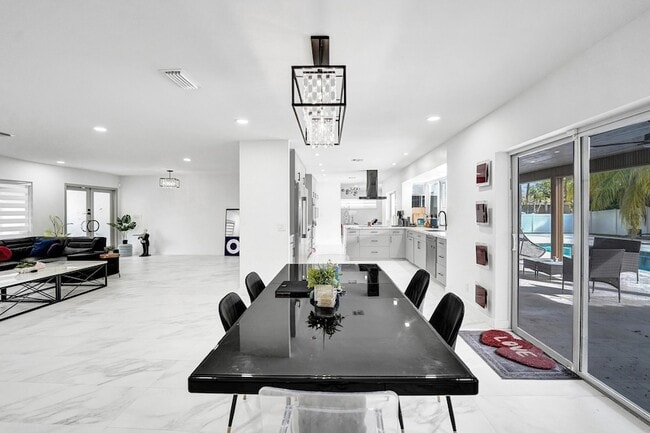 Building Photo - 3681 N 54th Ave