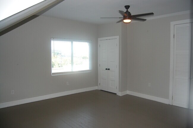 Building Photo - 2225 Atchley St