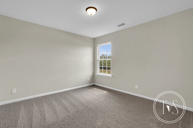 Building Photo - 200 Alcove Ct
