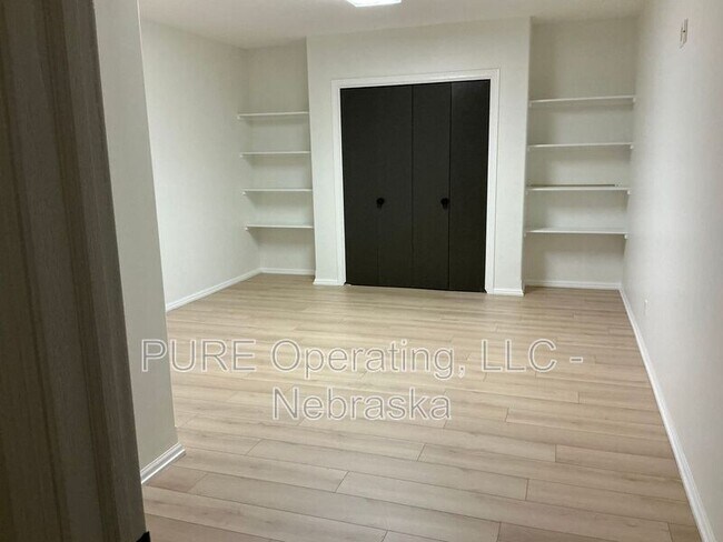 Building Photo - 15527 Mason Cir