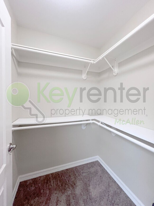 Building Photo - Beautiful 4bed/2bath home in Edinburg