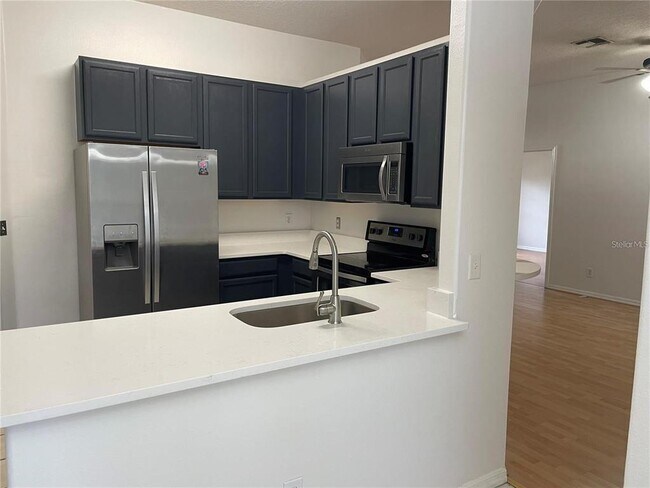 Building Photo - 8312 Lake Park Estates Blvd