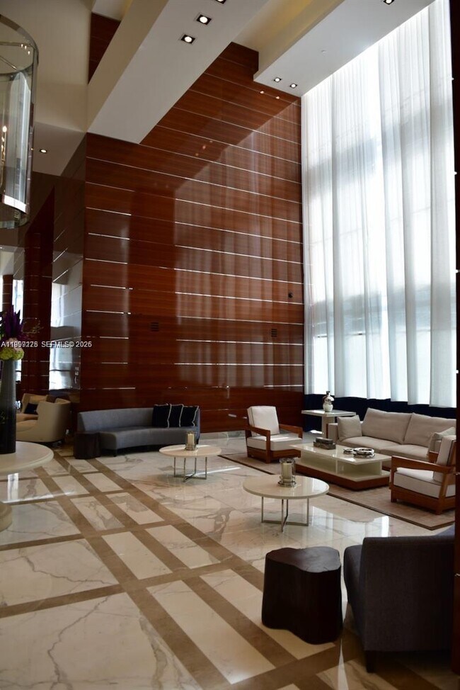 Building Photo - 17475 Collins Ave