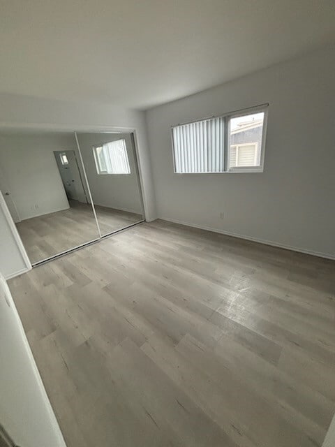 Building Photo - 216 40th St