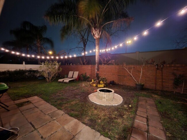 Building Photo - 4243 Waterside Pointe Cir