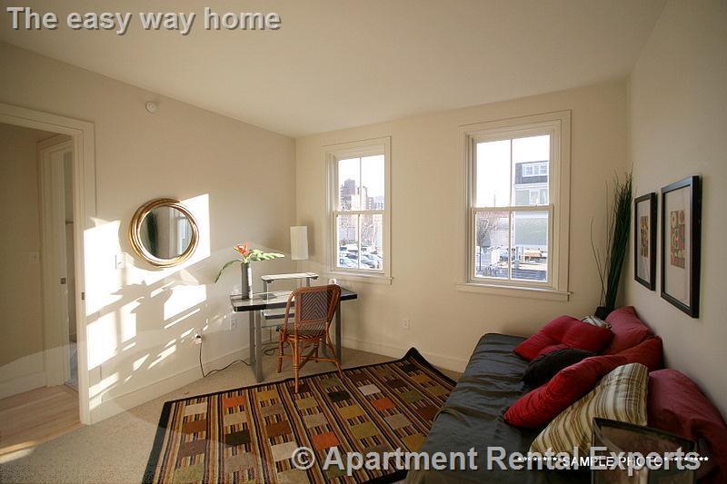 Building Photo - 110 Second St Unit #101