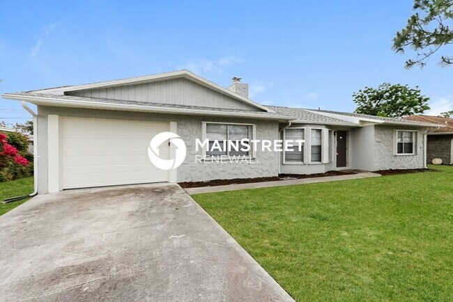 Building Photo - 3 Bedroom Pet-Friendly Home in Port St. Lucie, FL with Main Street Renewal