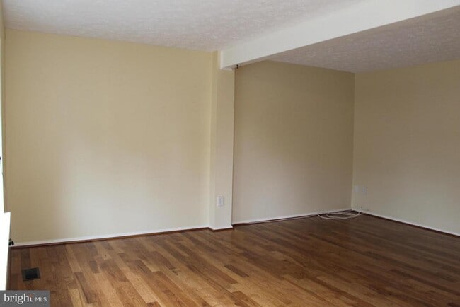 Building Photo - 6821 Montivideo Square Ct