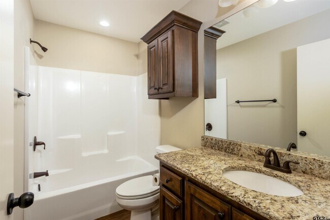 Building Photo - 5106 Shiloh Ridge Dr