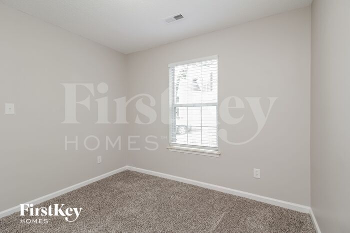 Building Photo - 8400 Galena View Dr