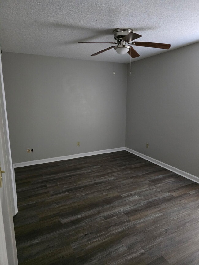 Building Photo - 2339 Walden Dr