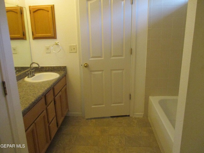 Building Photo - 11957 Mesquite Rock Dr