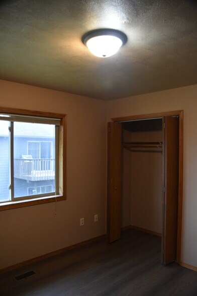 Building Photo - 8102 S Hughes Ave