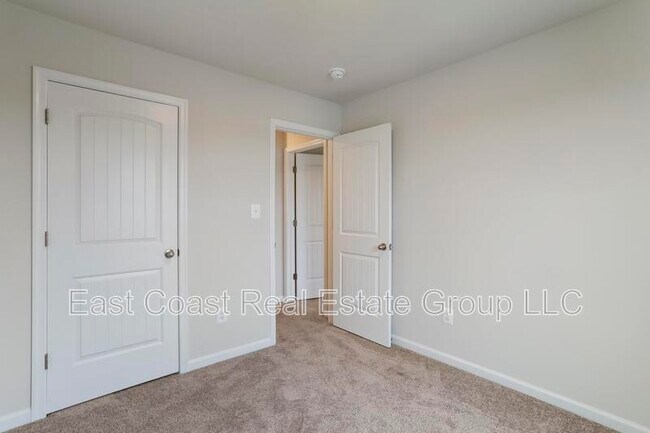 Building Photo - 124 Cramsford St