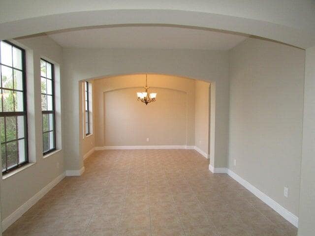 Building Photo - 1709 SW Catalonia St