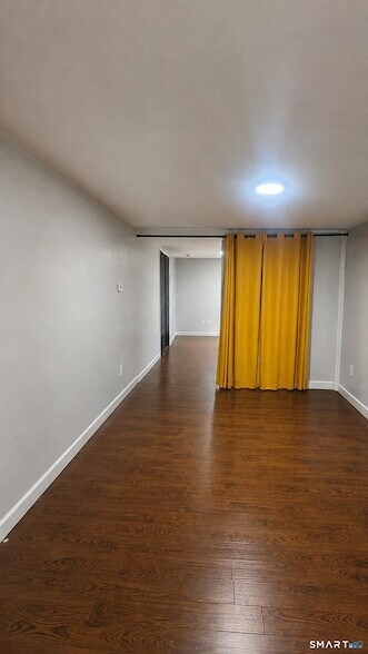 Building Photo - 148 Rosette St