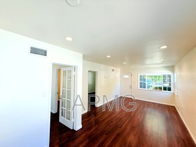 Building Photo - 17535-17537 Baltar Street