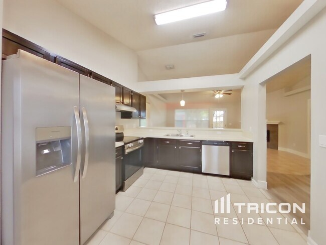 Building Photo - 2169 Khaki Ct