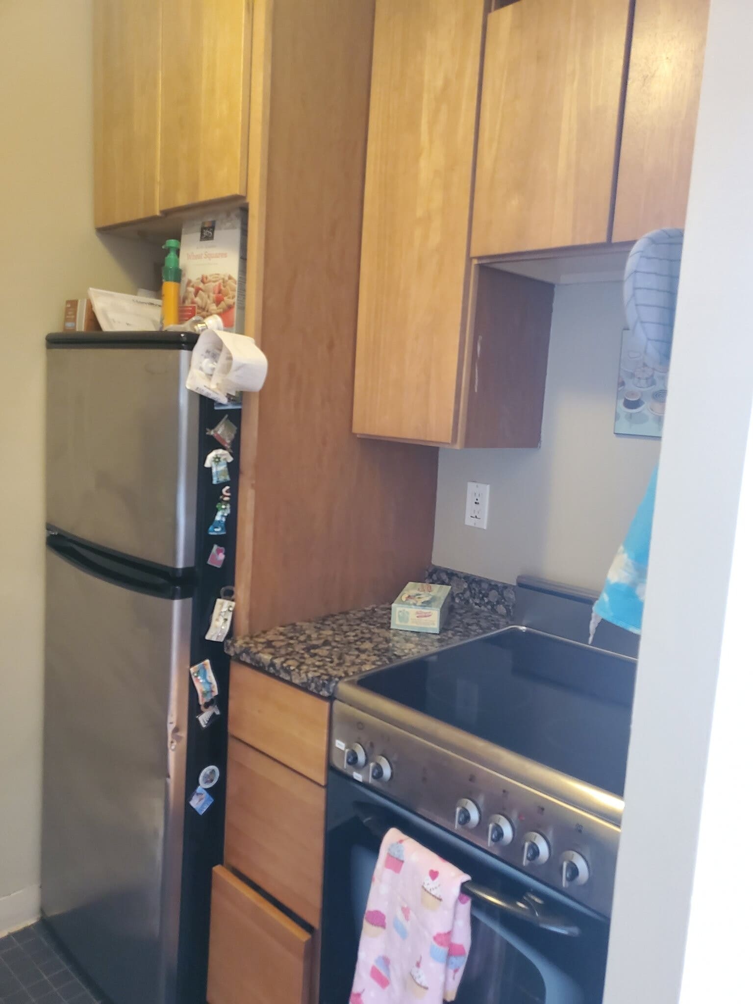 Building Photo - 15 E Kirby St