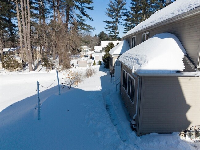 Building Photo - 4 Cyrus Way