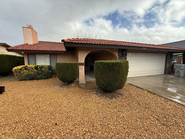 Building Photo - Victorville- Spring Valley Lake, 3 Bedrooms 2 bathrooms, New Paint