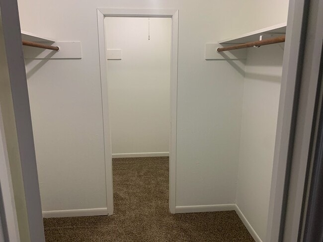 Building Photo - 226 Waters Edge