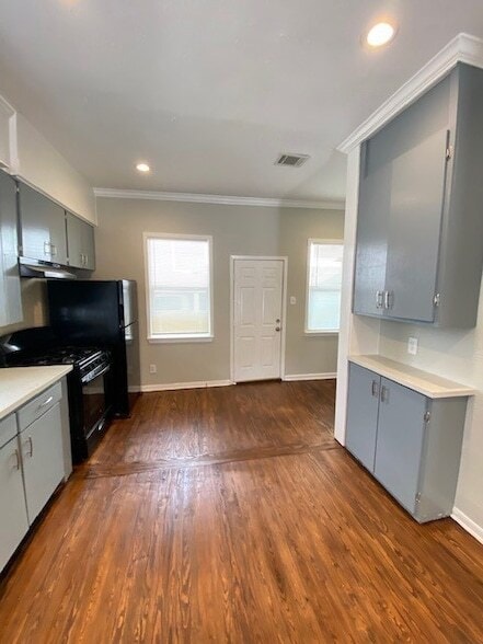 Building Photo - 4727 Walker St