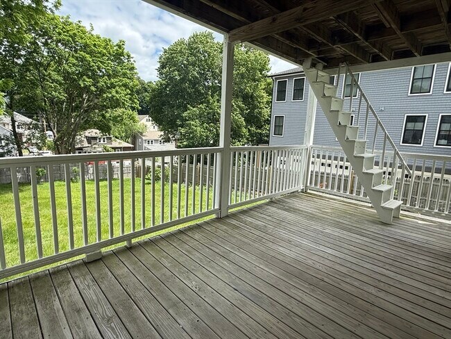 Building Photo - 87 Glendower Rd