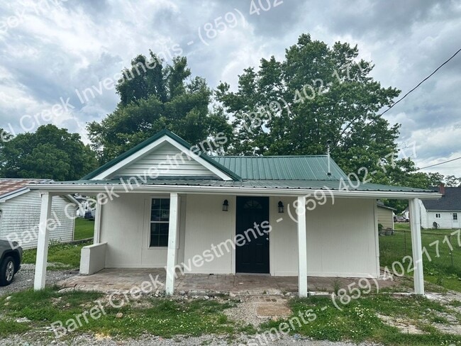 Building Photo - Spacious 3-Bedroom, 1-Bath Home with Newly...