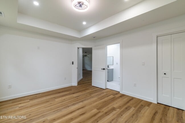 Building Photo - 3412 Ashland Ave