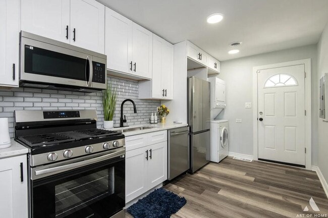 Building Photo - 1486 Burnham Ave