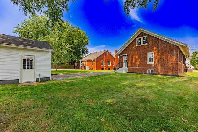 Building Photo - 2013 Vogel Rd