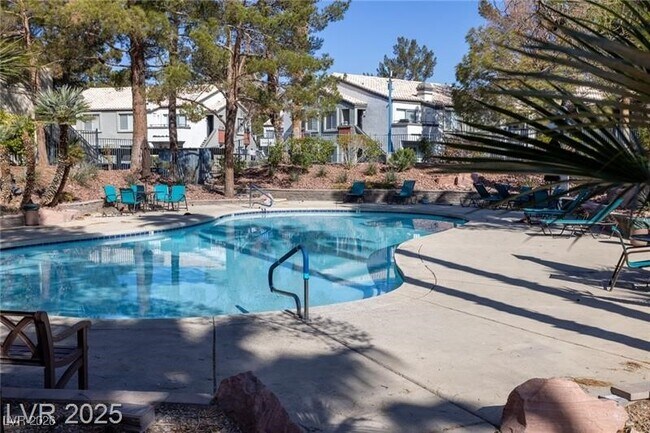 Building Photo - 5140 Mandalay Springs Dr