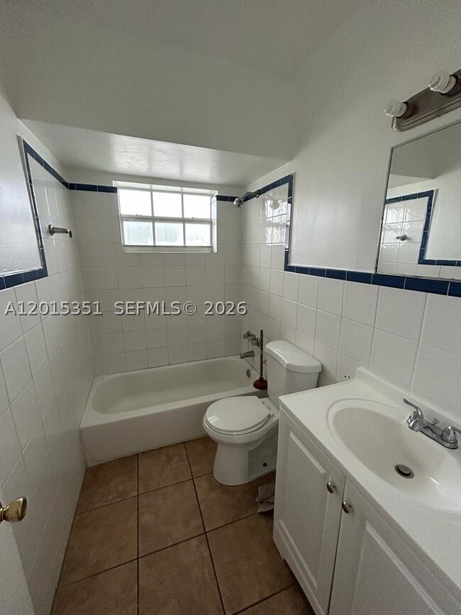 Building Photo - 7920 East Dr