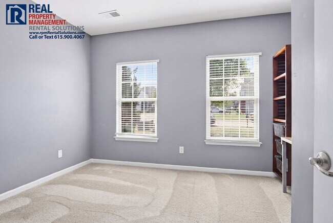 Building Photo - Gorgeous 4 bedroom brick home with bonus room and washer and dryer included! TRIPLE ROCKVALE SCHO...