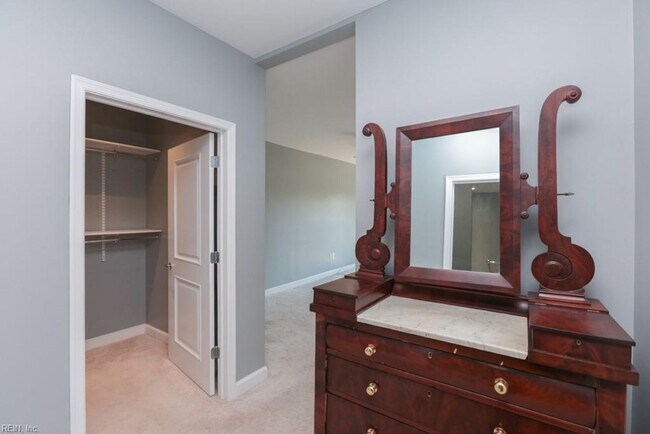 Building Photo - Tanner's Landing