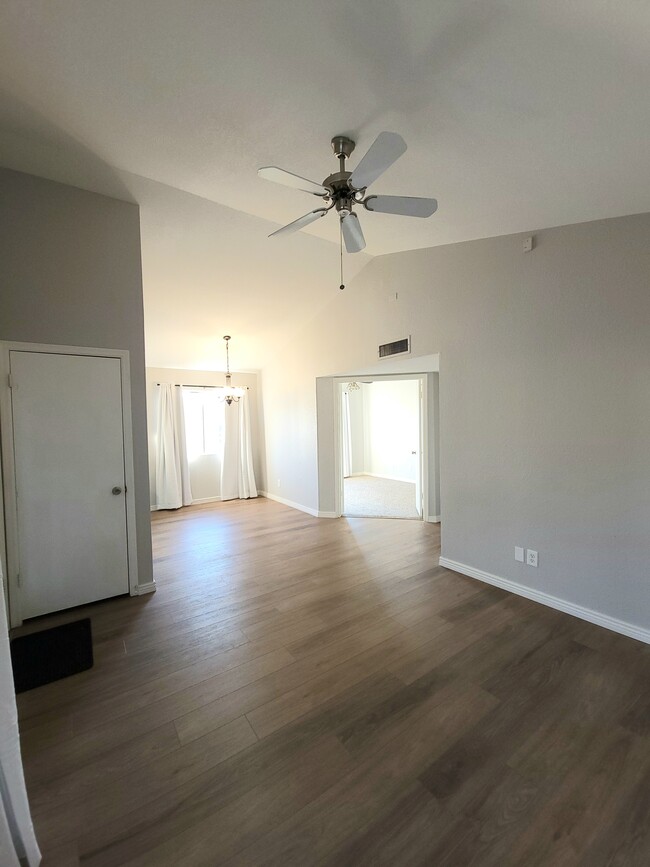 Main Room - high vaulted ceilings - 2035 S Elm St