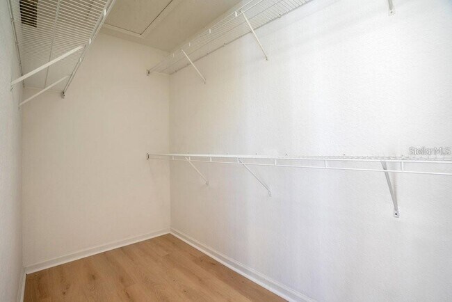 Building Photo - 3393 Shallot Dr