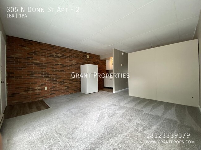 Building Photo - 305 N Dunn St