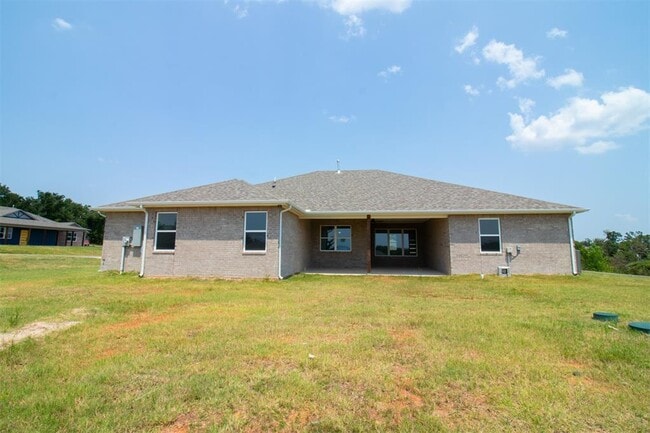 Building Photo - 17584 Salma Rd