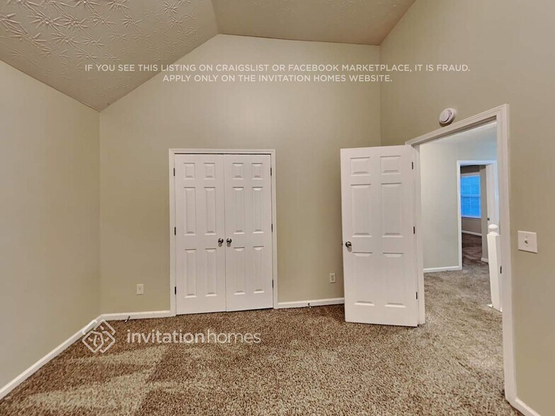 Building Photo - 2245 Corkscrew Way