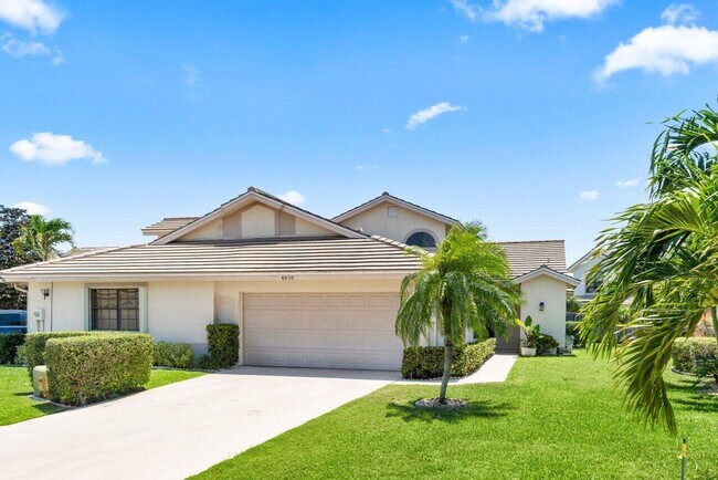 Primary Photo - 4830 Brighton Lakes Blvd