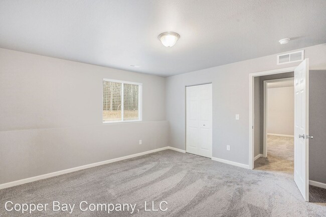 Building Photo - 4 br, 2 bath House - 1632 Garfield Court