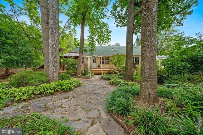 Building Photo - 7620 Maritime Ln