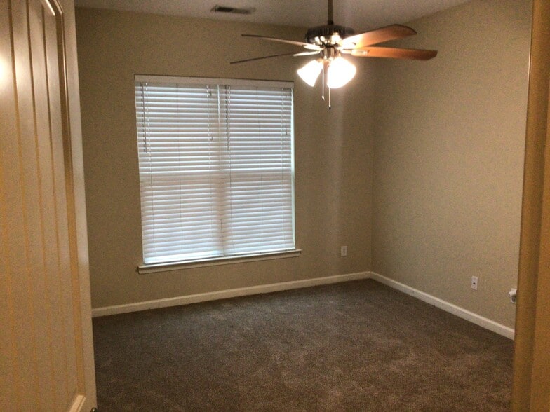 Building Photo - 26 Bay Willow Ct