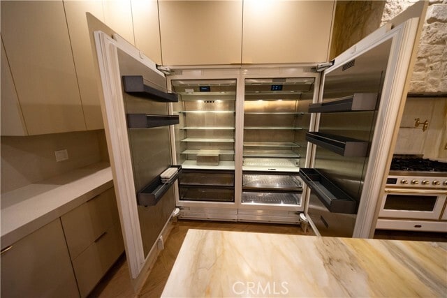 Building Photo - 17437 Oak Creek Ct