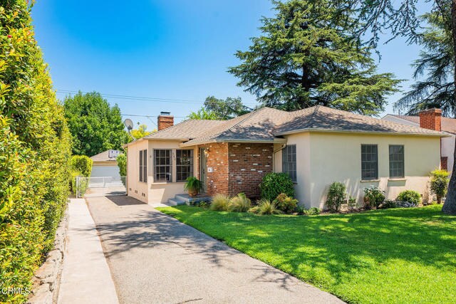 Building Photo - 560 N Sierra Madre Blvd