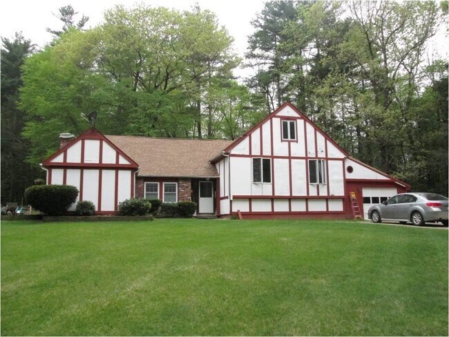 Building Photo - 120 Bond Rd