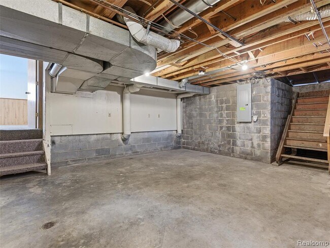 Building Photo - 38301 Murdick Dr