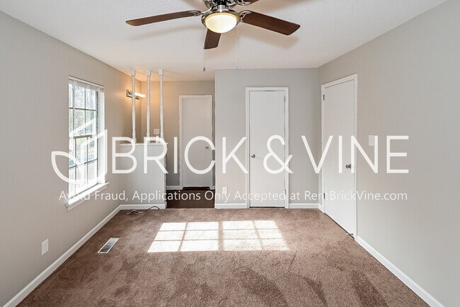 Building Photo - 3109 Fieldstone Cir